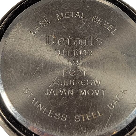 Details Pocket Watch with 14" Chain, Quartz Movement, Works New Battery - Picture 7 of 15